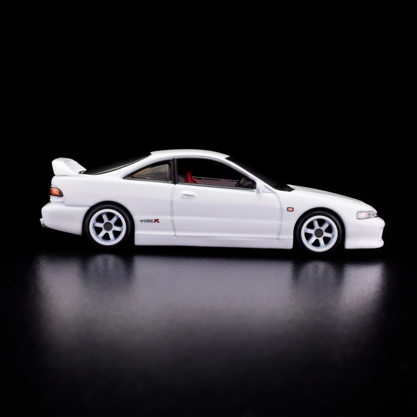 Hot Wheels Collectors
RLC Exclusive 1995 Honda Integra Type R White