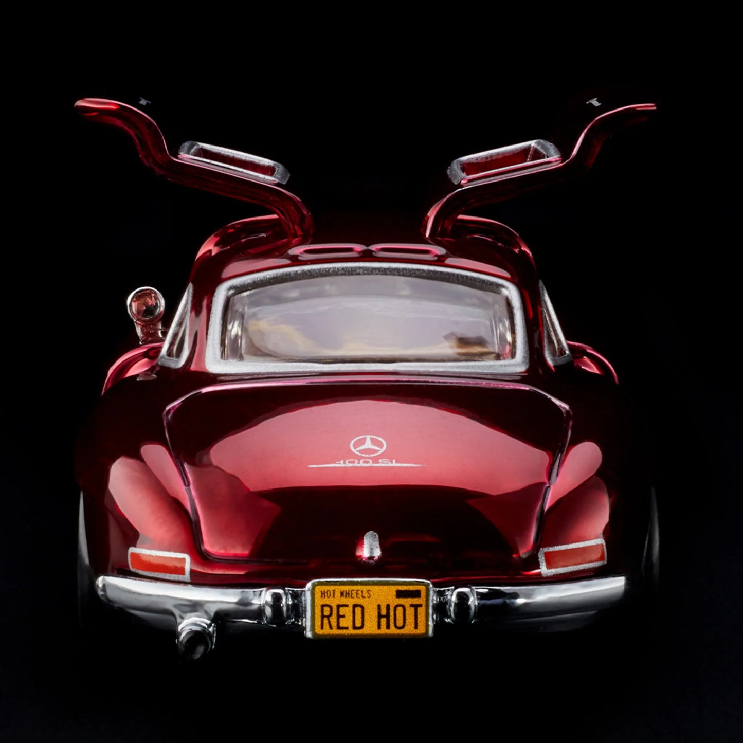 Hot Wheels Collectors
Hot Wheels® RLC™ 1955 Mercedes-Benz 300 SL - "Oxblood"