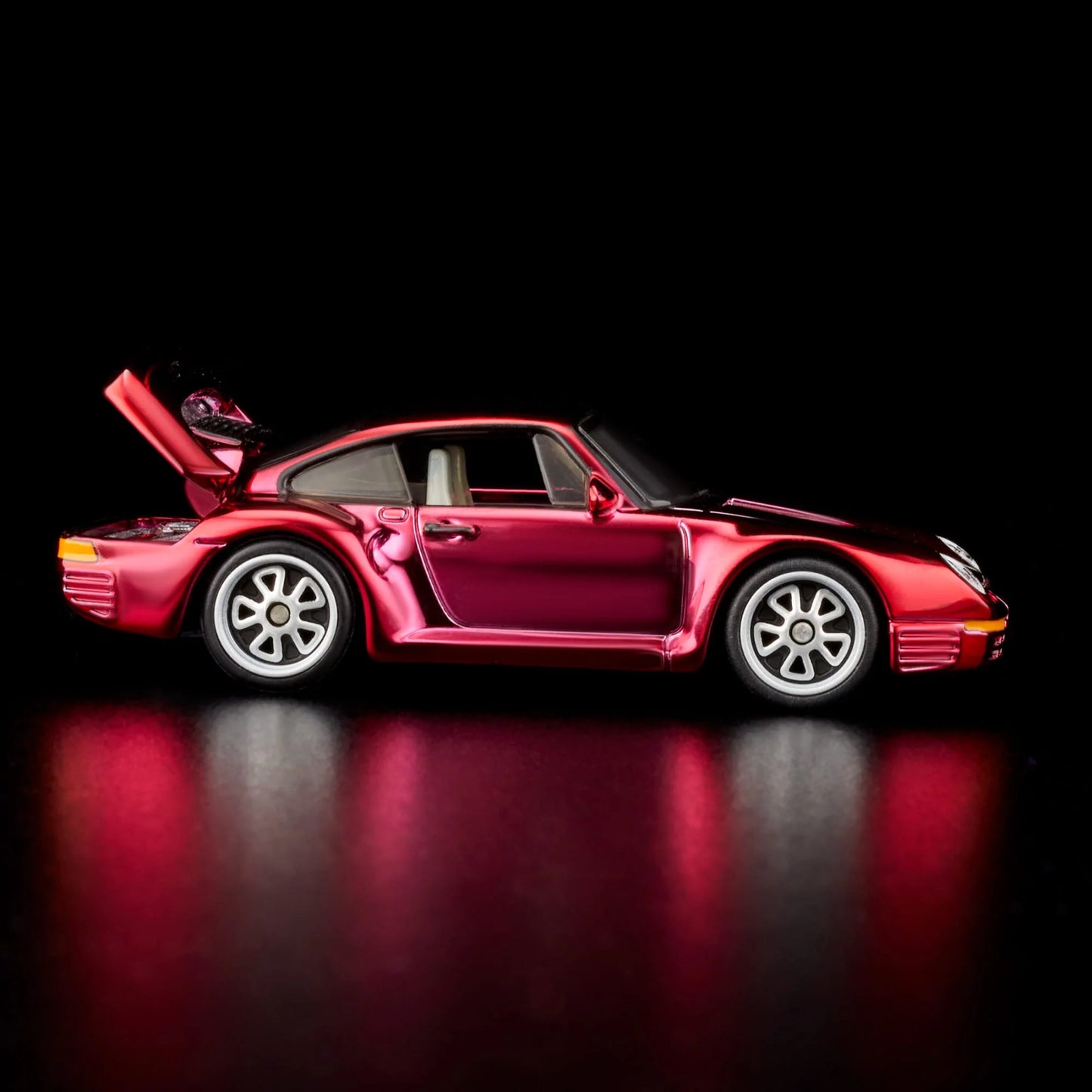 Hot Wheels Collectors
RLC Exclusive 1986 Porsche 959 Red