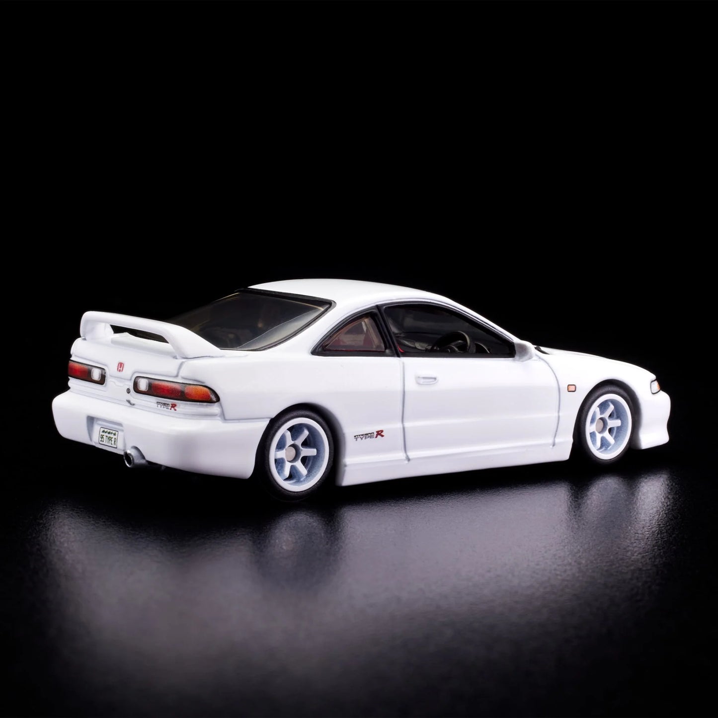 Hot Wheels Collectors
RLC Exclusive 1995 Honda Integra Type R White